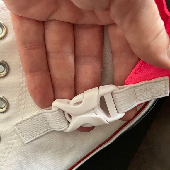 Converse CTAS Buckle Up Hi Tops - Picture 6 of 8